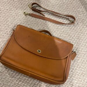 💔 SOLD 💔 Vintage Coach briefcase